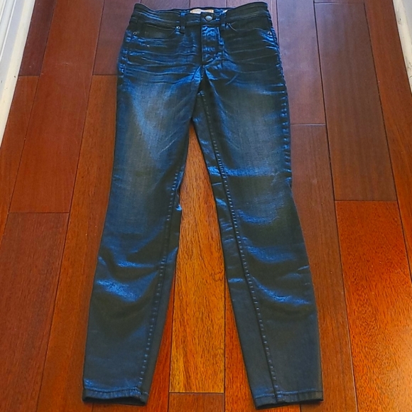 🔥Host Pick🔥 Guess 1981 high waisted skinny jeans-Size 27 - Picture 1 of 9